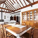 Vila Casa La Rueda With Pool