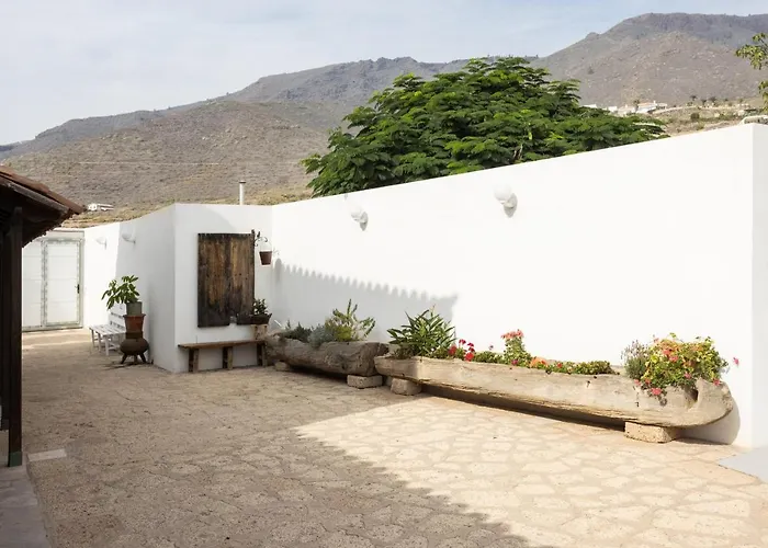 Casa La Rueda With Pool Villa *